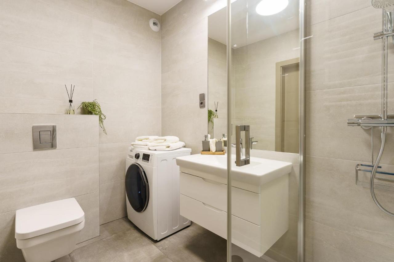 Apartamenty Fenomen - Premium Park & Sea, Nadmorskie Tarasy Free Parking, Swimming Pool, Sauna And Other! Колобжег Екстериор снимка